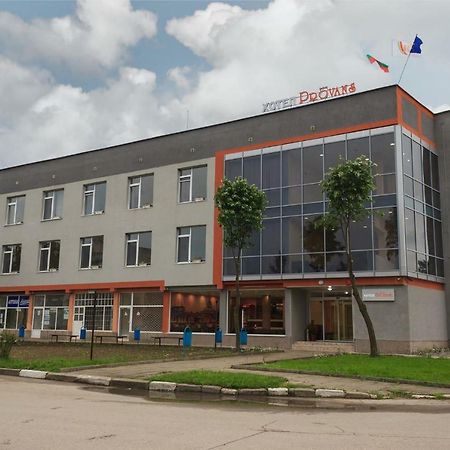 Provans Famili Hotel Letnitsa Екстер'єр фото