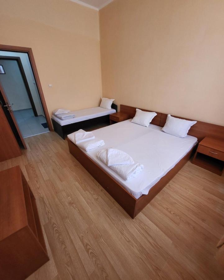 Provans Famili Hotel Letnitsa Екстер'єр фото