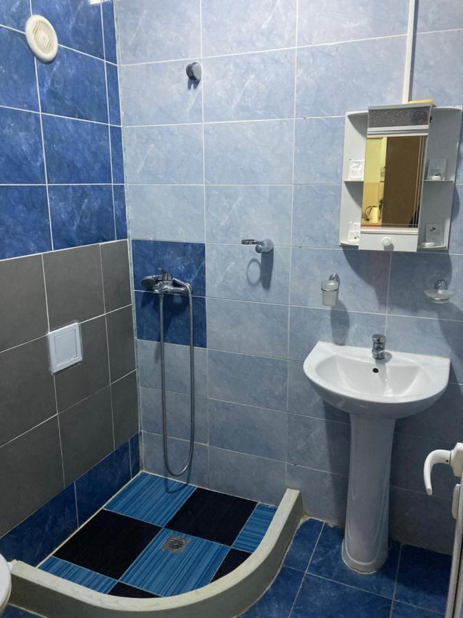 Provans Famili Hotel Letnitsa Екстер'єр фото