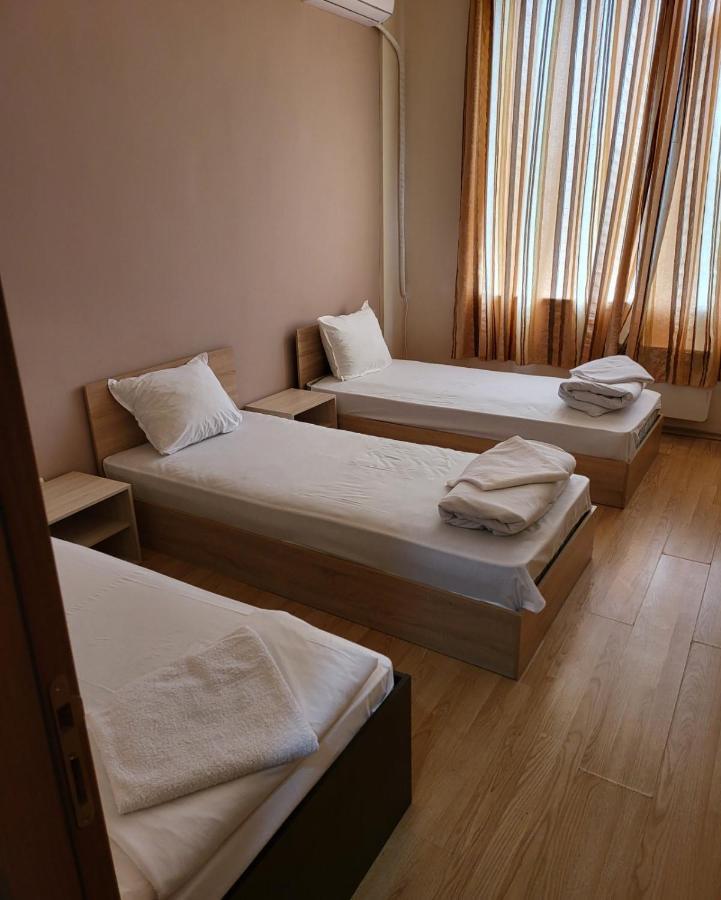 Provans Famili Hotel Letnitsa Екстер'єр фото