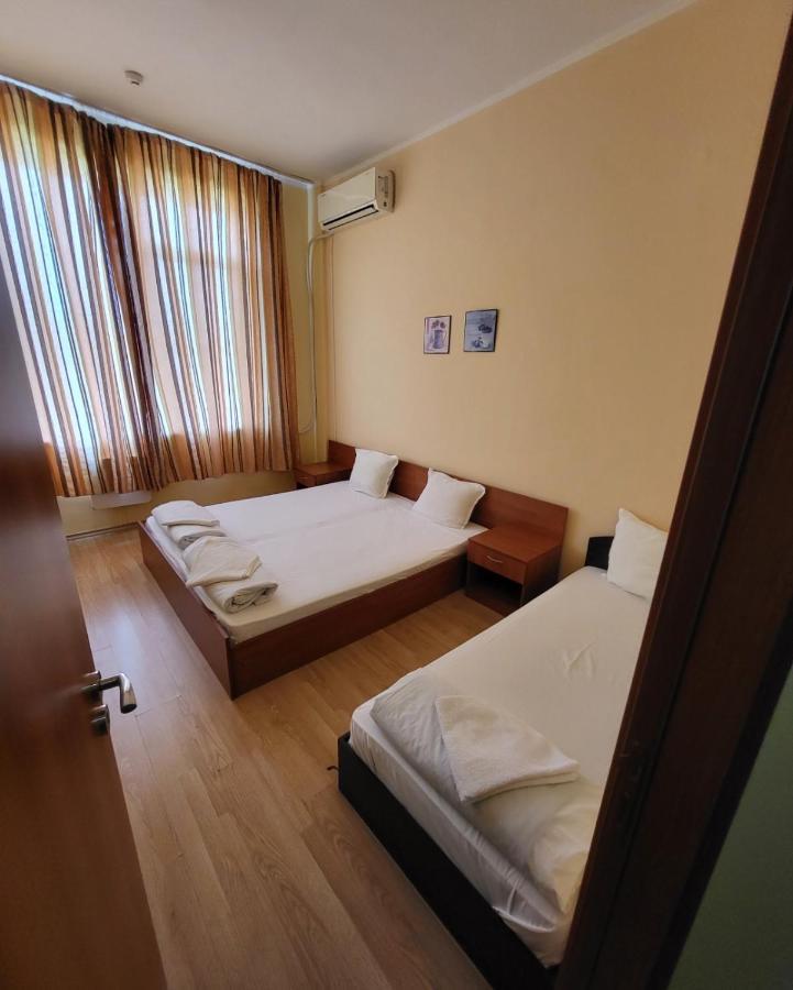 Provans Famili Hotel Letnitsa Екстер'єр фото